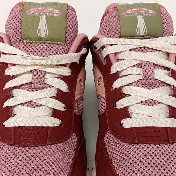 Saucony Men's Shadow 6000 Mushroom Low Top Sneakers - Burgundy - Picture 10 of 14